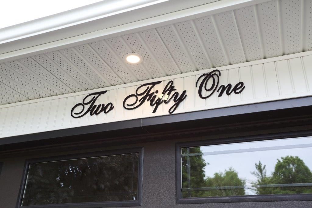 Commercial storefront